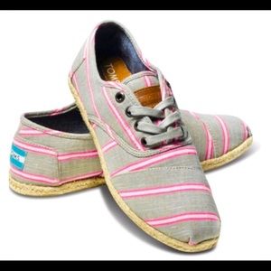 ⭐️FREE WITH PURCHASE⭐️ 
Striped TOMS